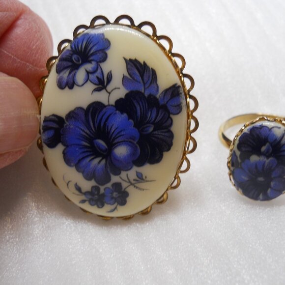 Delft Style Pin and Ring 12-30 - Picture 2 of 2